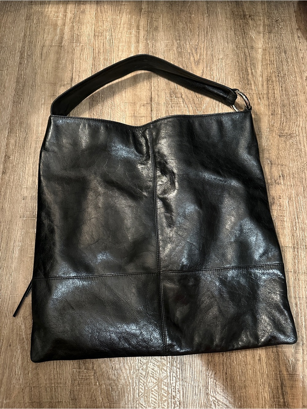 Vintage HOBO International Black Leather Quartered Hobo Bag - Picture 3 of 11
